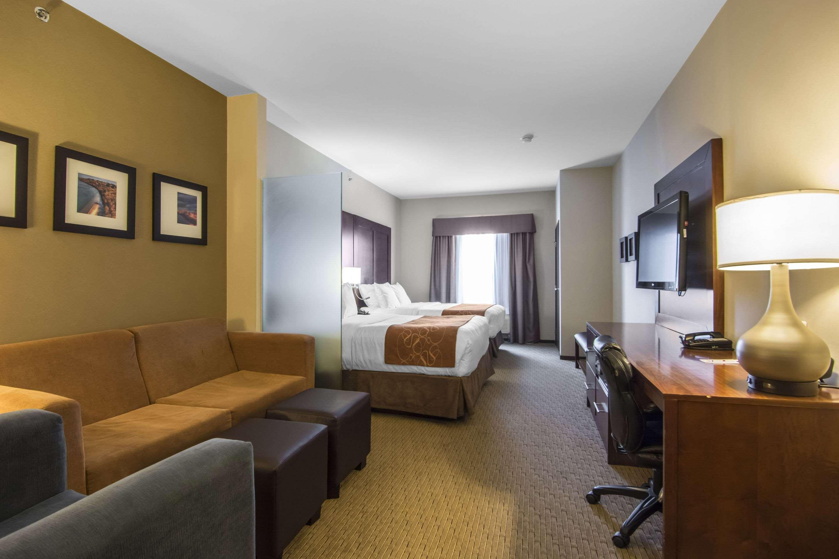 Comfort Suites Saskatoon Exteriér fotografie