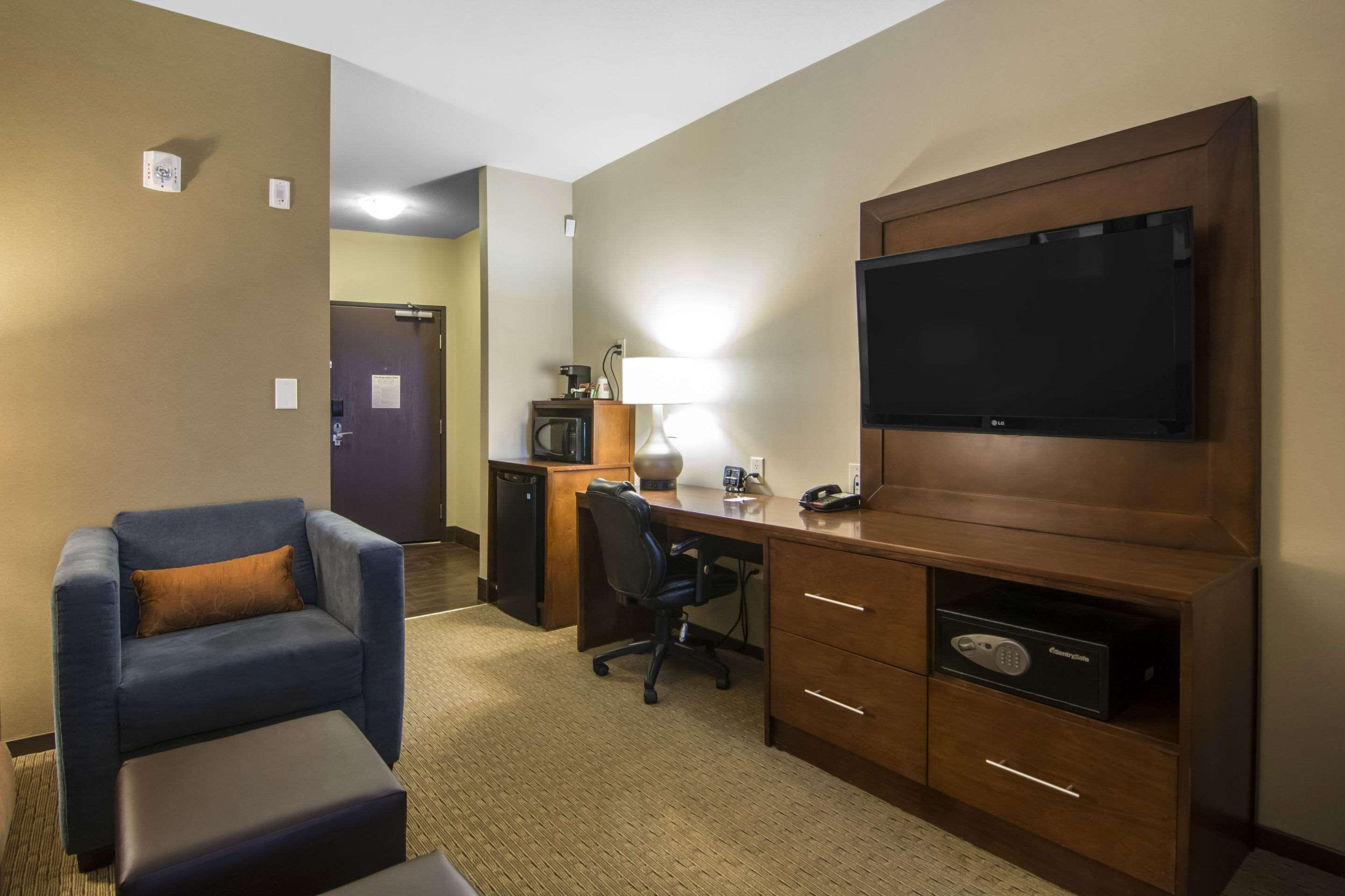 Comfort Suites Saskatoon Exteriér fotografie
