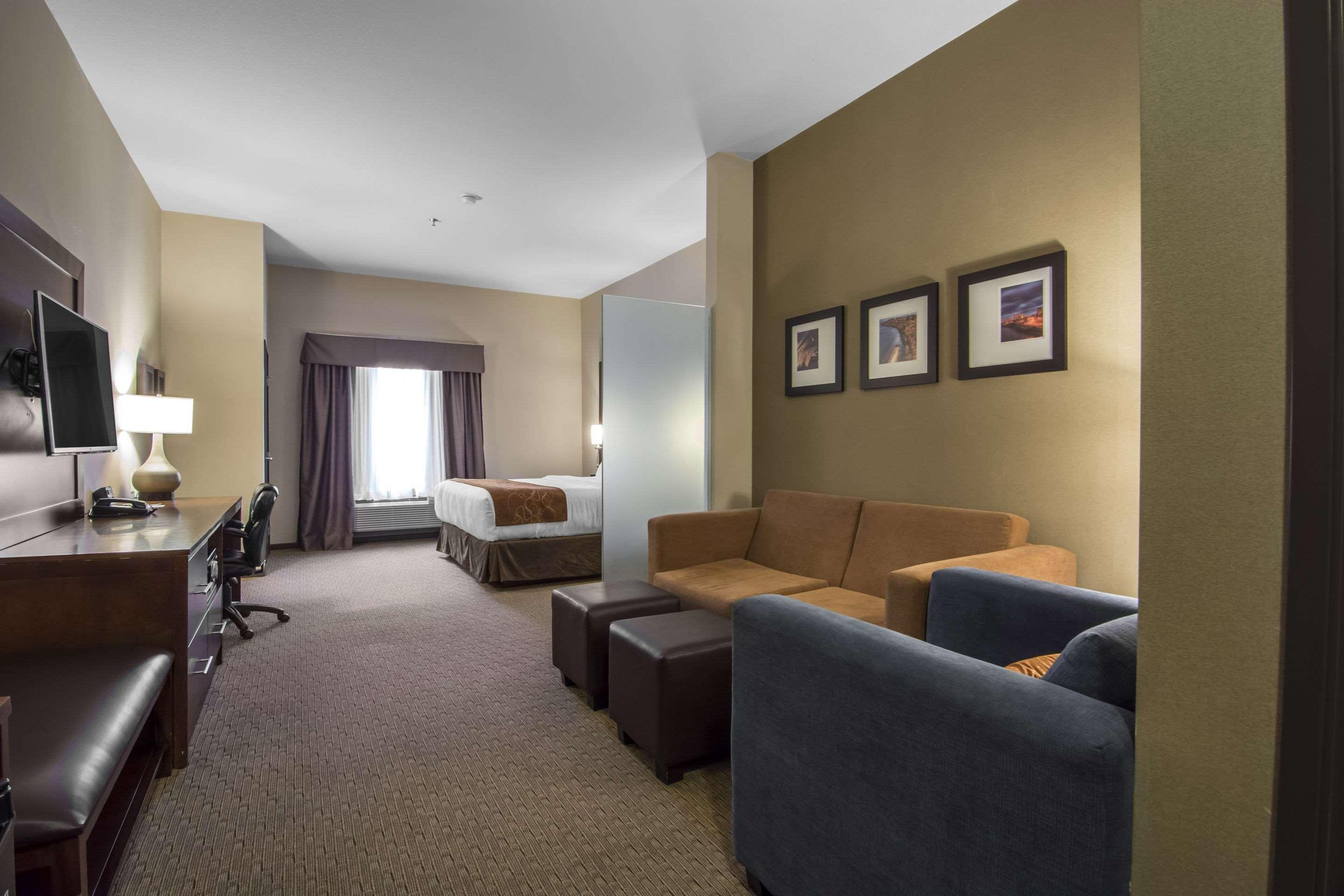 Comfort Suites Saskatoon Exteriér fotografie