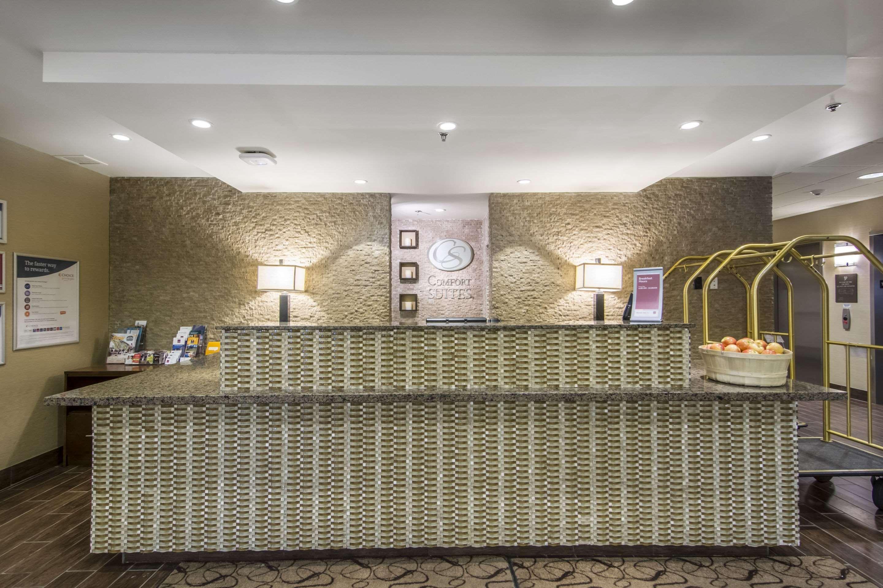 Comfort Suites Saskatoon Exteriér fotografie